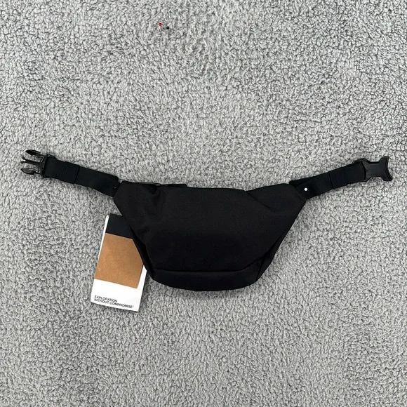 The North Face Jester Lumbar Black Waist Pack NWT - Picture 5 of 5